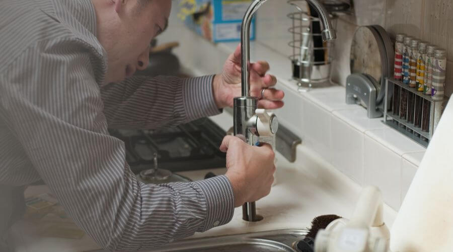 Expert burst pipe repair services in Luverne, ND